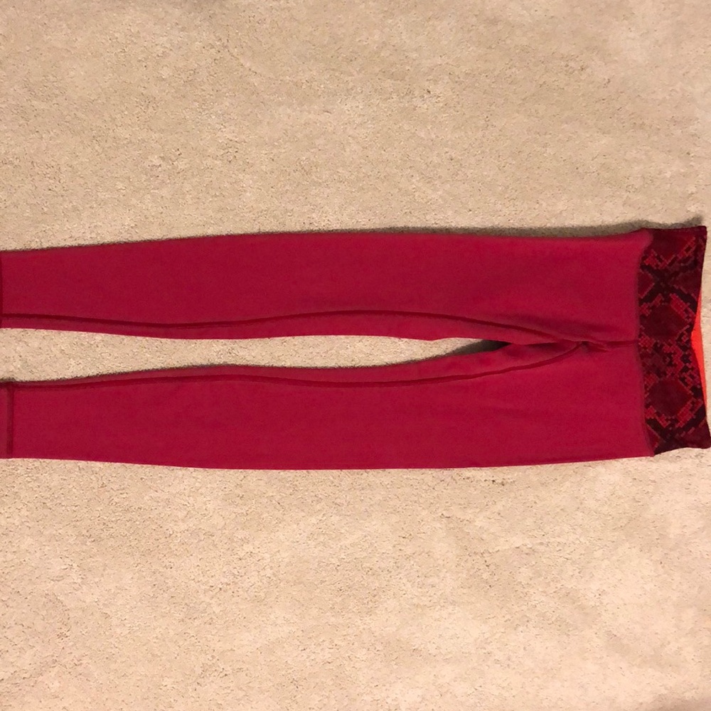 Full length lululemon leggings, reversible